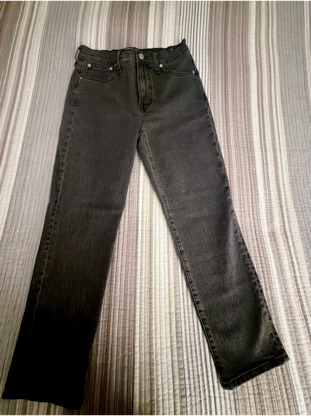Madewell The Perfect Vintage Black Straight-Leg Jean